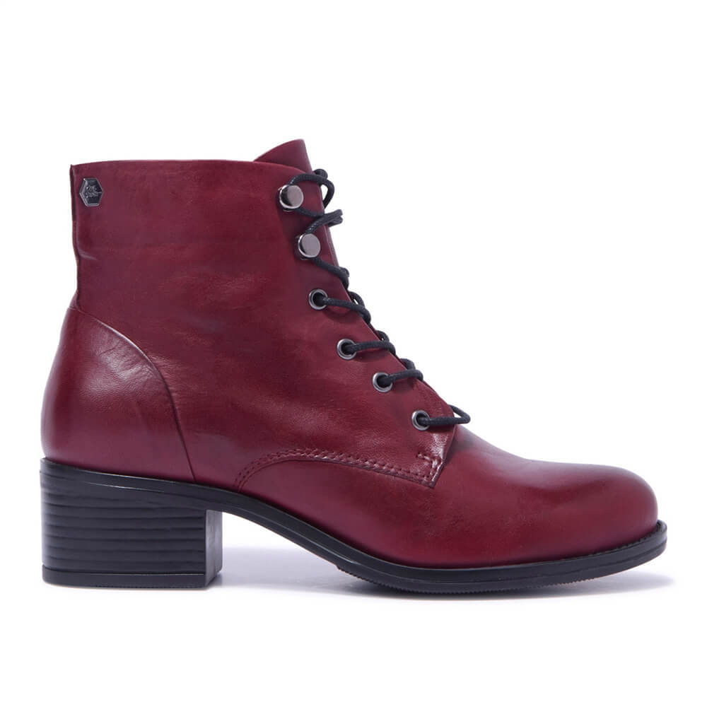 Carl Scarpa Ocean Bordo Leather Ankle Boots